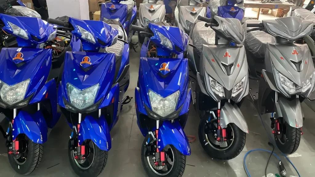 Dynamo Electric Scooter